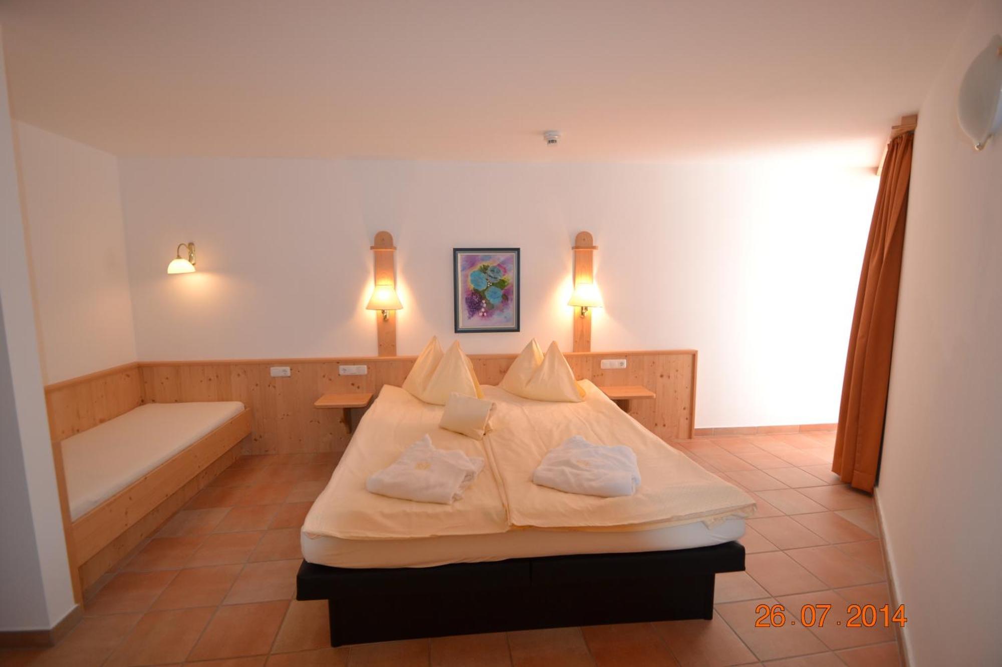 Appartement Hotel Sonneck Konigsleiten Habitación foto